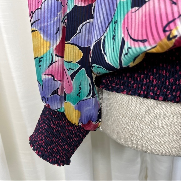 Vintage 80’s pop over multi color grandma blouse - Picture 4 of 7